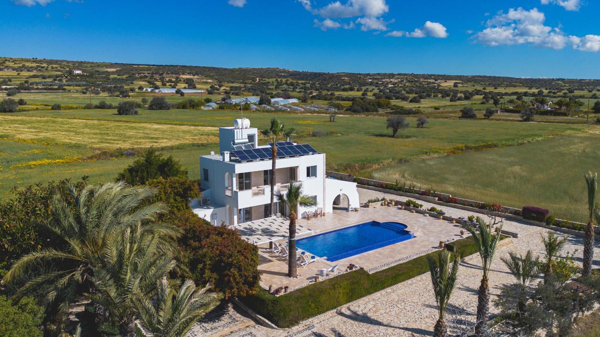 Villa Chrysta Agios Theodoros Dış mekan fotoğraf